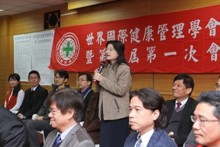 中華傳輸因子學會理事長黃渝棋博士致詞